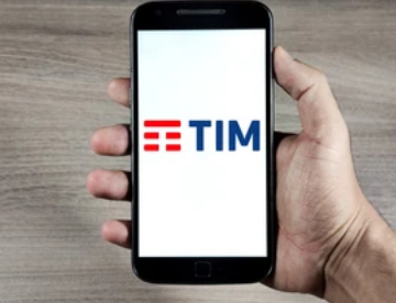 Italy's TIM, CDP reach preliminary deal on single broadband network plan