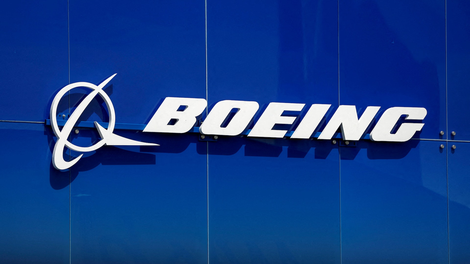 BOEING