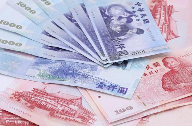 台灣外匯存底跌破6000美元
