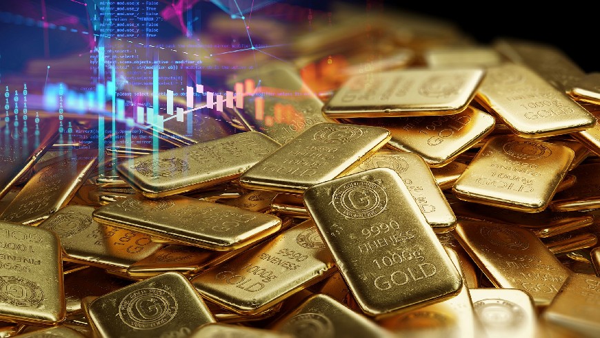 Gold Drops to One-Month Low as UAE Drone Strike Stokes Rate Fear Gold Drops to One-Month Low as UAE Drone Strike Stokes Rate Fear