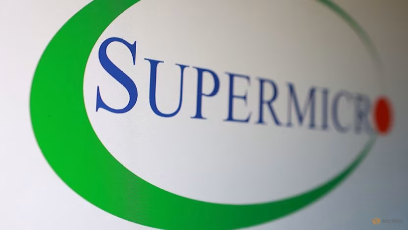 Super Micro Drops 9% as $7B Stock Sale Overshadows $39B AI Orders