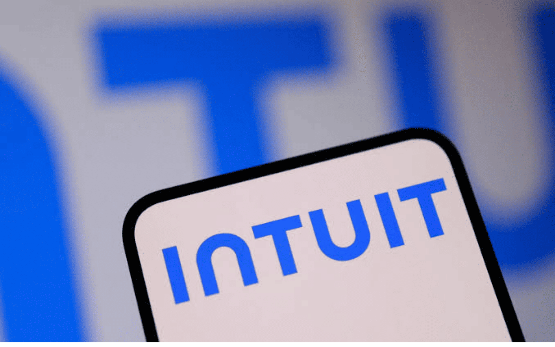Intuit stock (INTU) .png